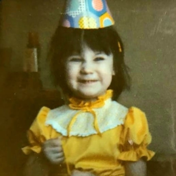 Meet your Posher, Roberta - Picture 1 of 1